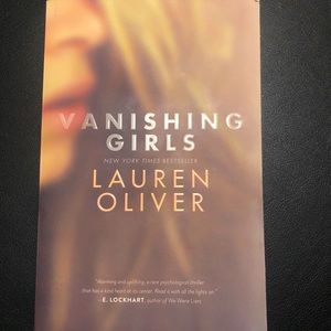 Vanishing Girls by Lauren Oliver